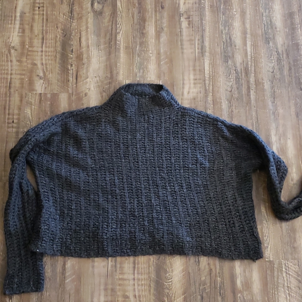Warm crop sweater